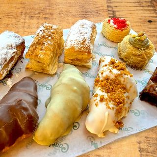 Caja Pastelería Variada 20 Unidades