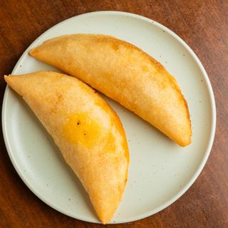 Empanada De Pollo (2Ud.)