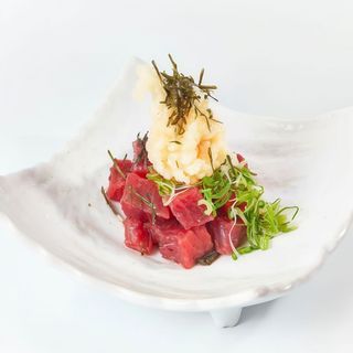 Tartar de atún con trufa 