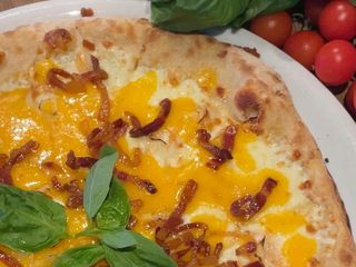LA NOSTRA PIZZA ALLA CARBONARA
