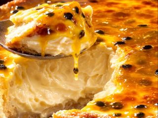 Cheesecake Super Luna Con Maracuyá (Para 6 A 8 Personas)