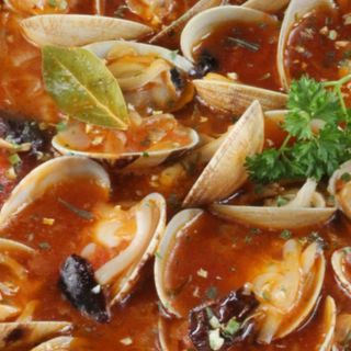 Almejas en salsa