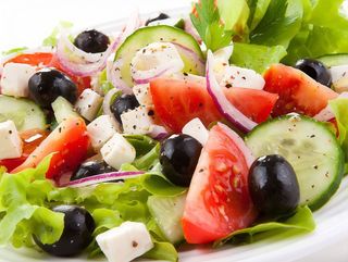 Ensalada de queso griego