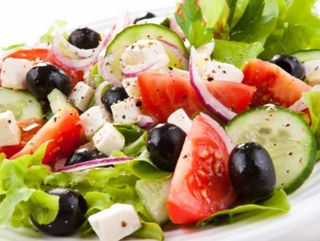 Ensalada de queso griego