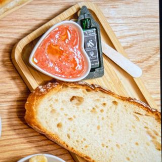 Tosta + cafe o bebida