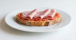 Tostada Con Tomate Y York (Media)