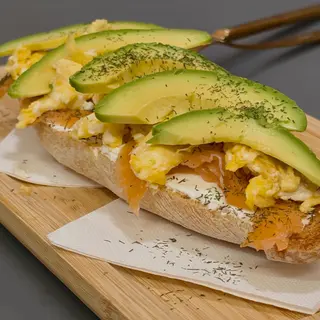 Tostada Especial de salmón