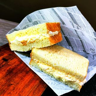 TAMAGO SANDO
