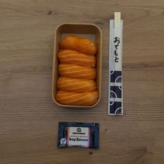 nigiri de salmón