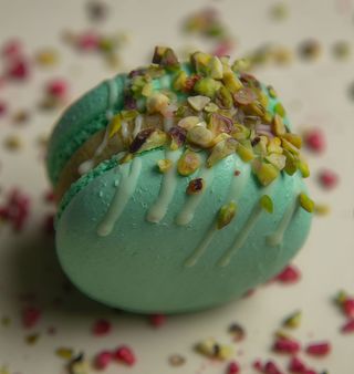 Macaron De Pistacho Y Frambuesa
