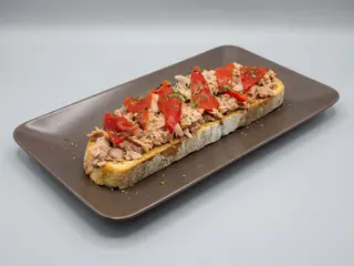 Tosta de atún