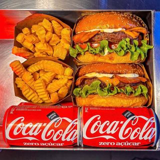 Burger box2French fries with kola2