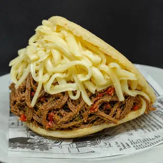 Arepa Pelúa