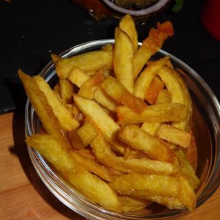 Guarnicion de patatas (salsas incluidas)