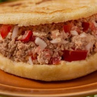 Arepa de atún