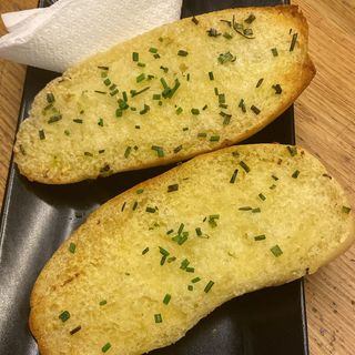 Pan de Ajo / Garlic Bread