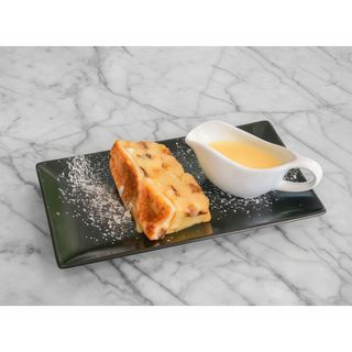 Pudin de Pan y Matequilla con Natillas / Bread And Butter Pudding With Custard