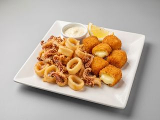 Calamari & Brie Combo