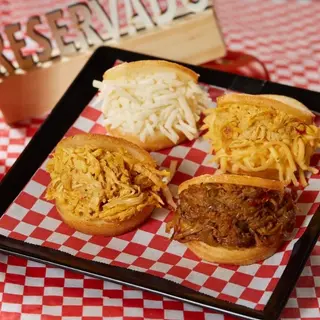 4 mini arepitas fritas