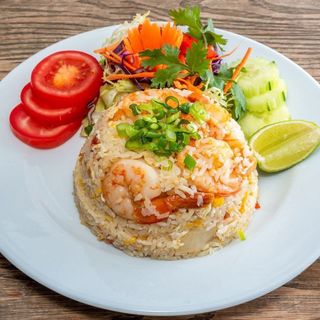 KHAO PAD (ข้าวผัด)