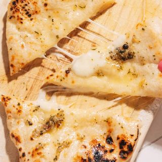 Cheese Naan