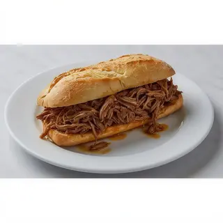 Bocadillo De Carne Mechada