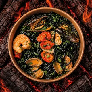 Pasta - Nero Di Seppia de la Noche