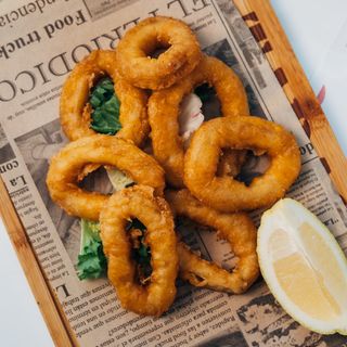 Ración de calamares 8 uds.