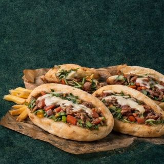 3 PANINIS