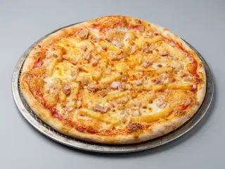 Pizza Chicken con Patatas, Mediana