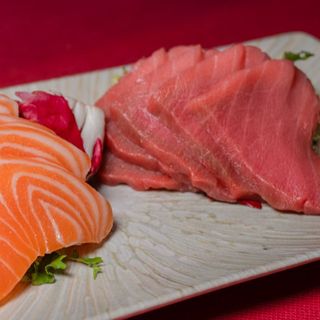 84. Sashimi Atun (8u)