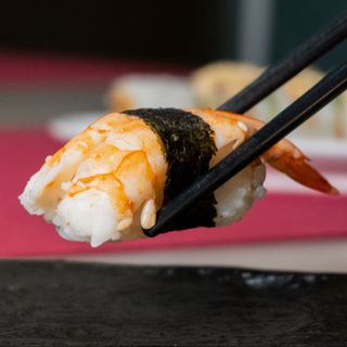 35. Nigiri Langostino
