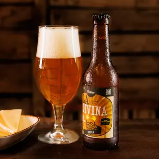 Cerveza Rubia la Divina