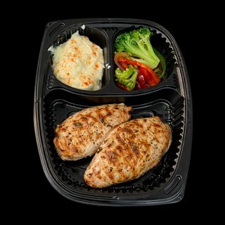 Pollo con guarnición a elegir
