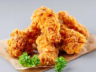 3 piezas con patata y bebida