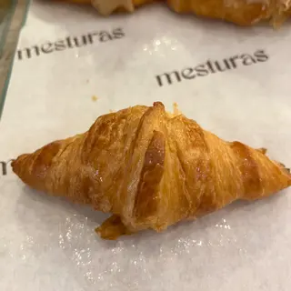 MESTUROS