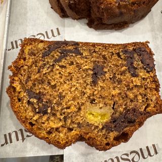 BANANA BREAD