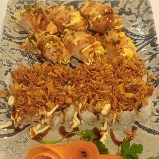 N60 sushi salmón asado con maki