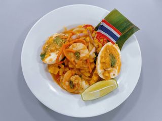 Ensalada de maíz con huevos al estilo tailandés