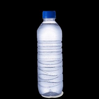 BOTELLA PEQUEÑA DE AGUA