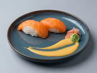 Nigiri Salmon