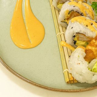 Uramaki Dinamita