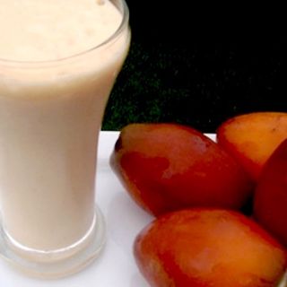 Batido de tomate de árbol leche