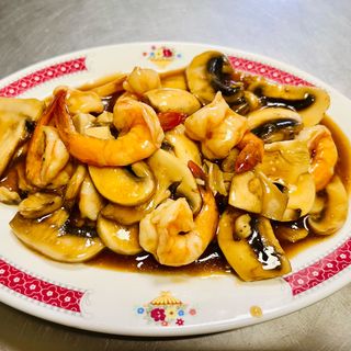 Gambas con champiñones