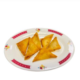 Triángulos al curry (6u)
