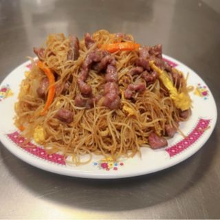 Fideos de arroz con ternera