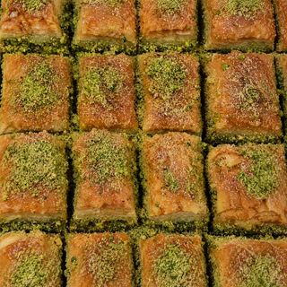 Baklava (8 Pcs)