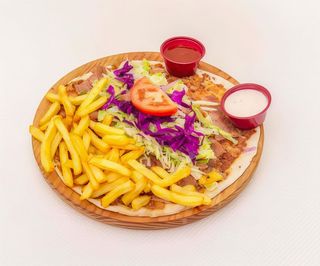 Lahmacun Solo Carne Con Patatas Fritas Dentro