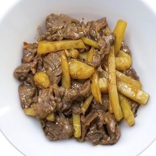 40 Ternera con patatas fritas