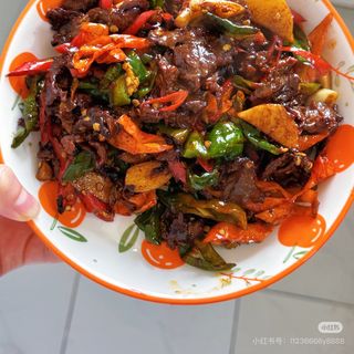 41 Ternera con salsa picante